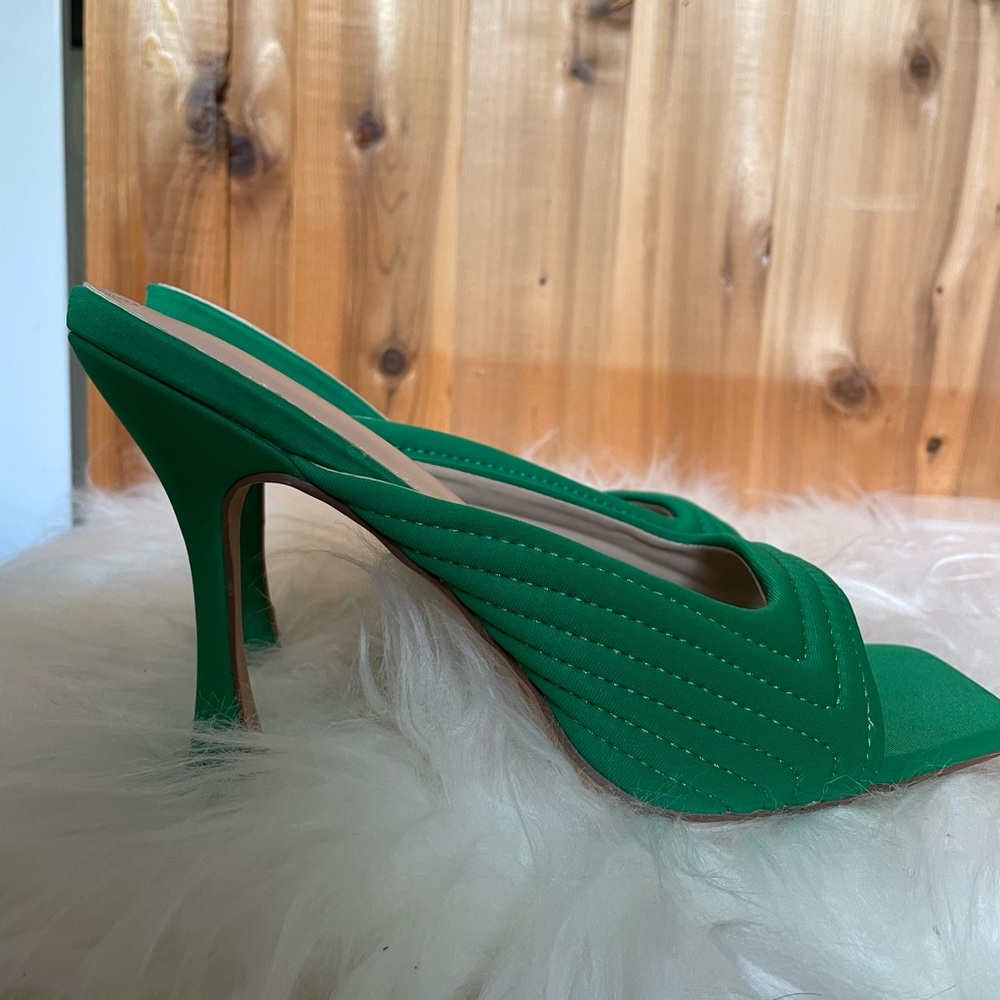 🌼 Fashion Nova heeled sandals - Picture 2 of 6